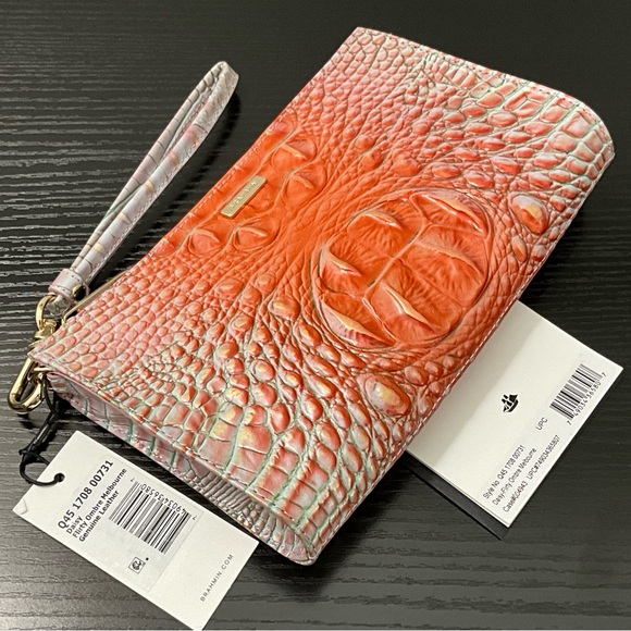 Brahmin Daisy FLIRTY OMBRÉ MELBOURNE W/Leather Eye Medallion NWT - Picture 1 of 8